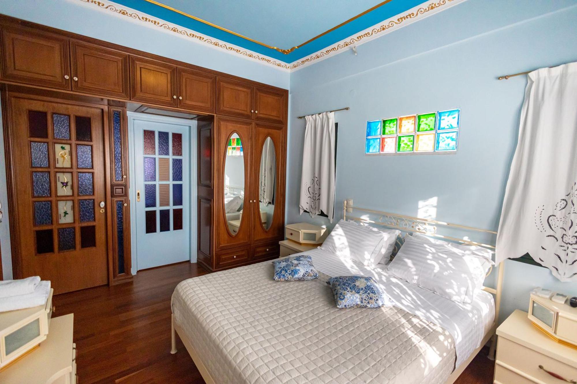 Reale - Art Luxury Villa มิทิคาส ภายนอก รูปภาพ