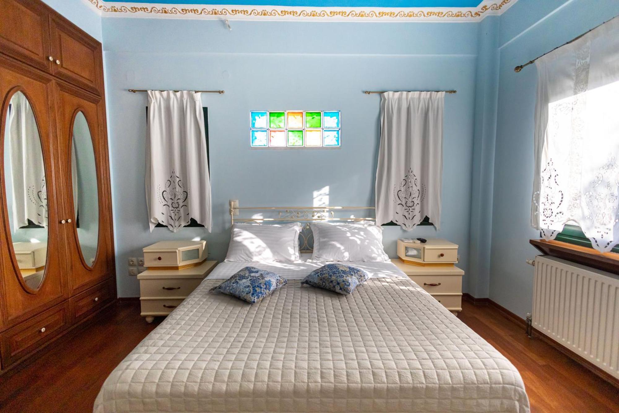 Reale - Art Luxury Villa มิทิคาส ภายนอก รูปภาพ
