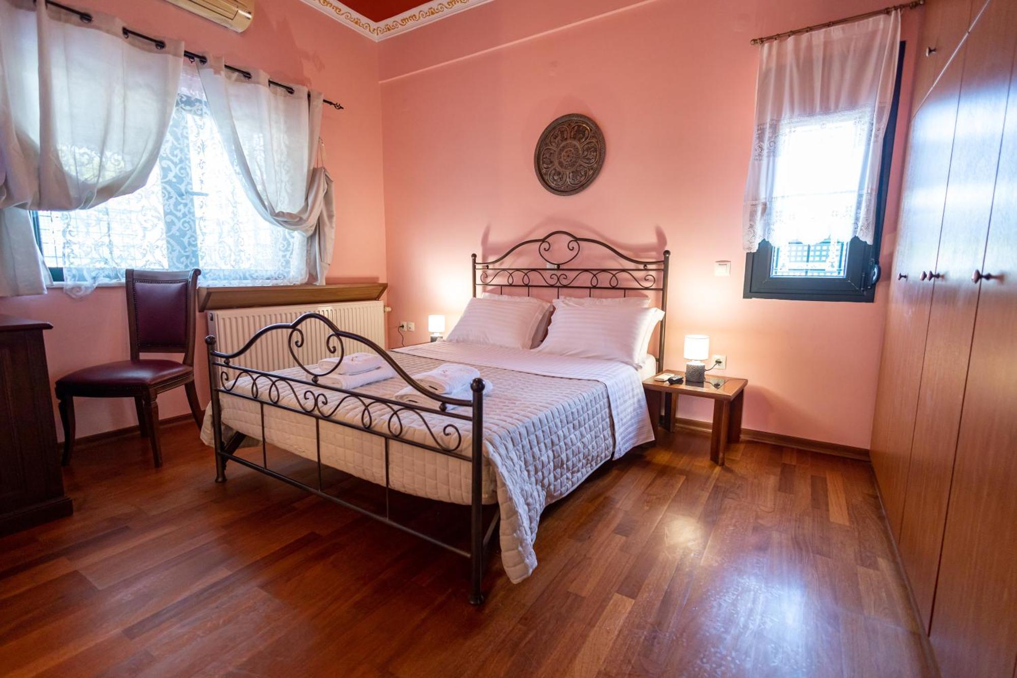 Reale - Art Luxury Villa มิทิคาส ภายนอก รูปภาพ