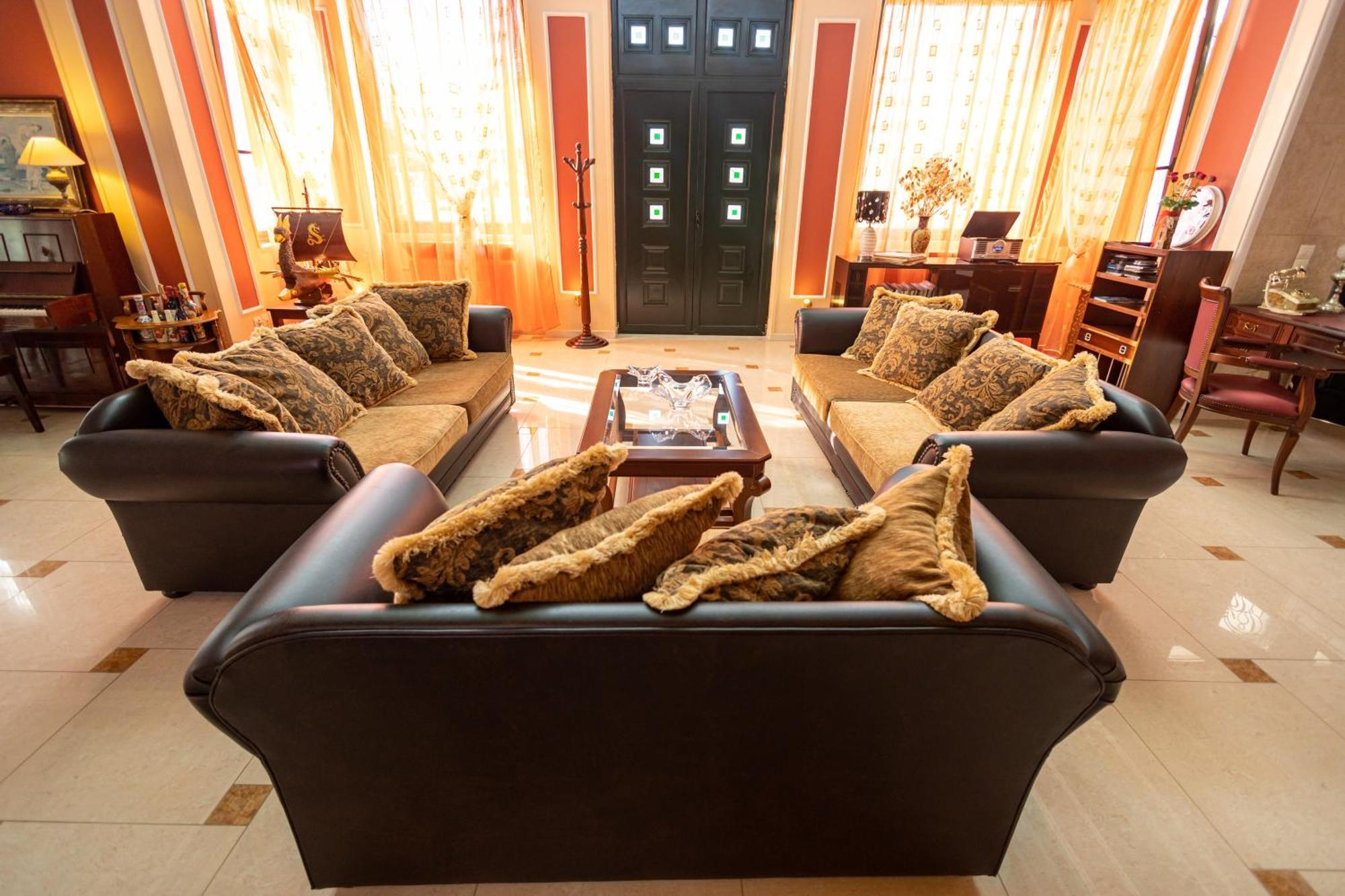 Reale - Art Luxury Villa มิทิคาส ภายนอก รูปภาพ