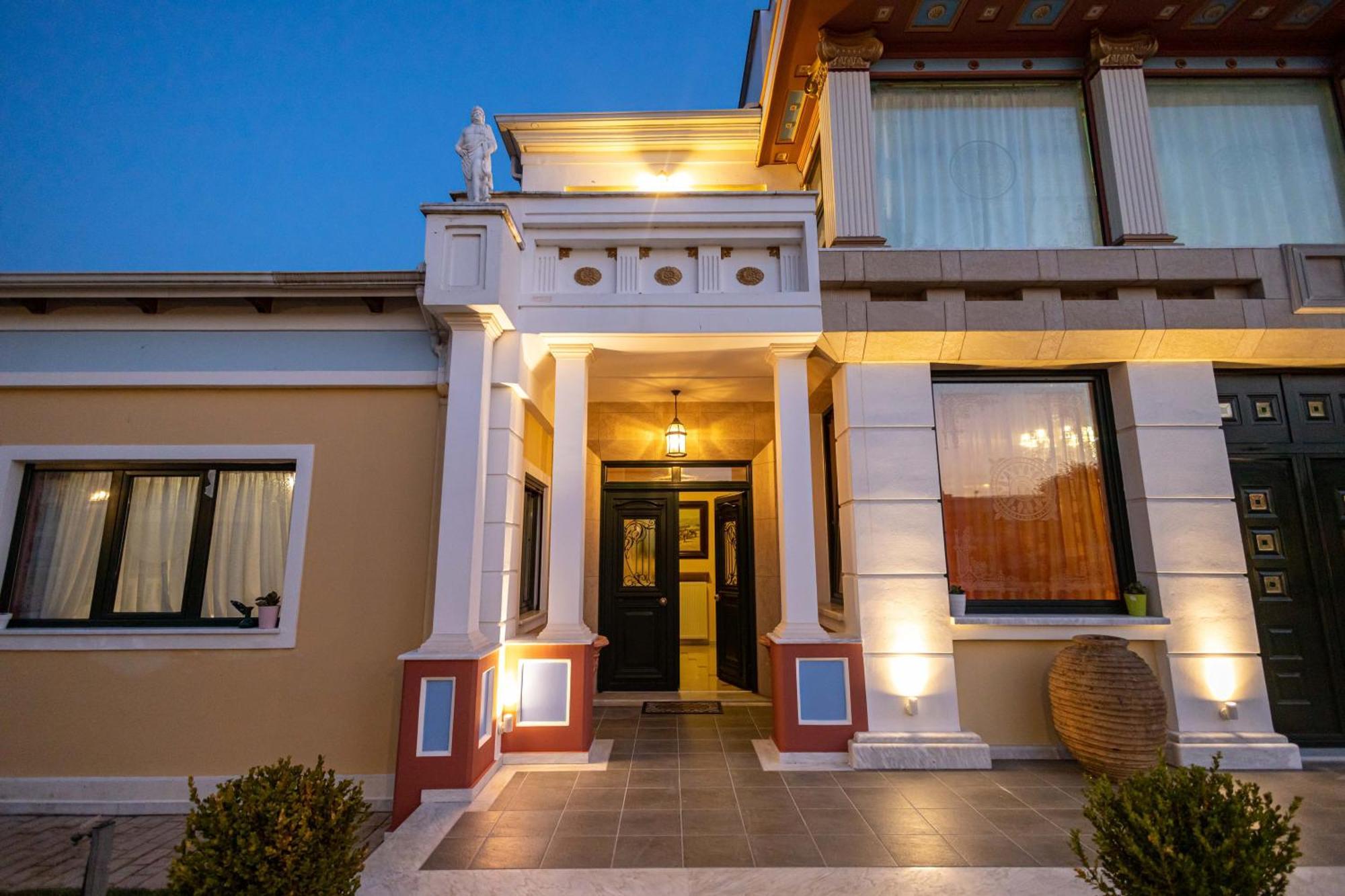 Reale - Art Luxury Villa มิทิคาส ภายนอก รูปภาพ