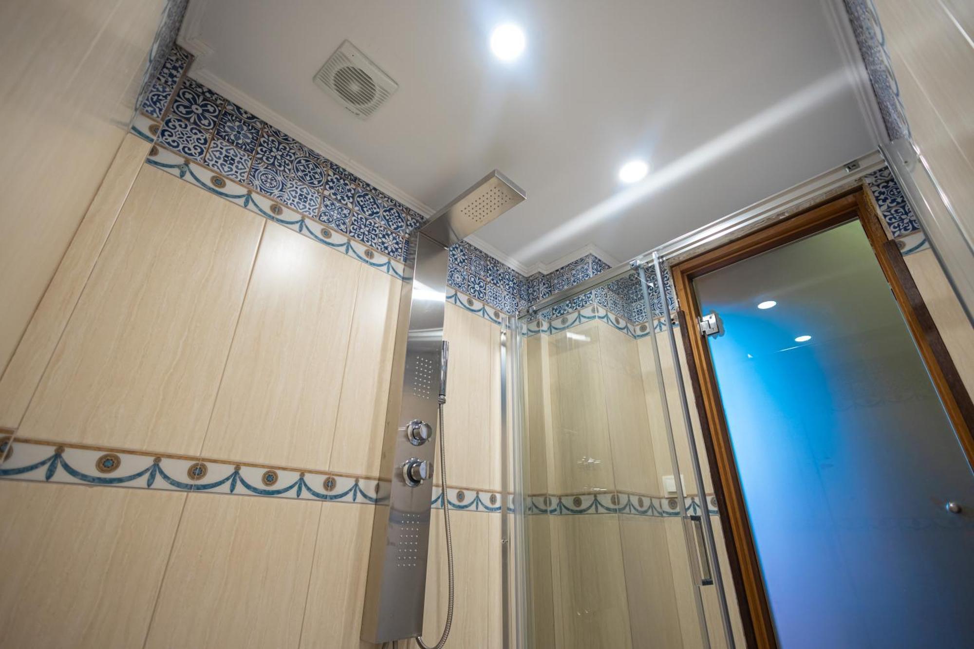 Reale - Art Luxury Villa มิทิคาส ภายนอก รูปภาพ