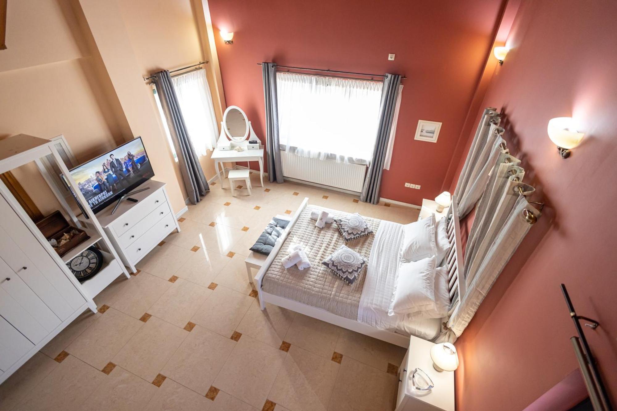 Reale - Art Luxury Villa มิทิคาส ภายนอก รูปภาพ